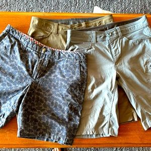 Three pair bundle of men’s size 33 shorts - Ben Sherman and Eddie Bauer